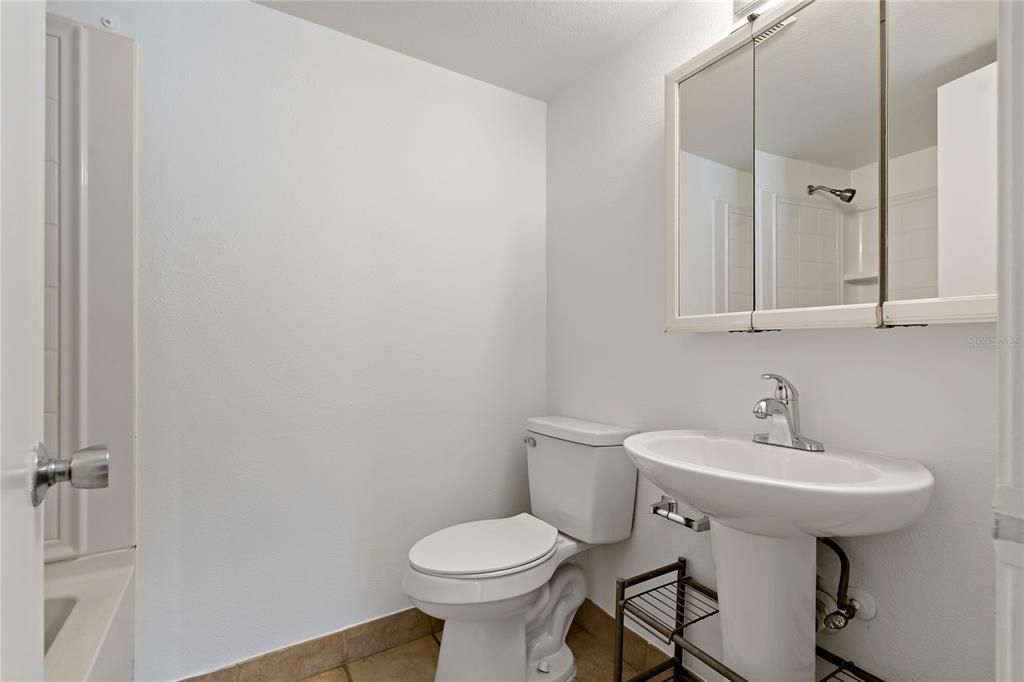 For Rent: $1,599 (2 beds, 2 baths, 1054 Square Feet)
