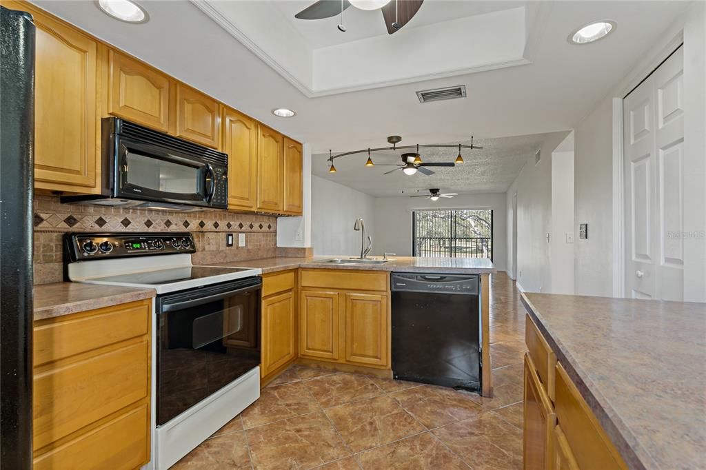 For Rent: $1,599 (2 beds, 2 baths, 1054 Square Feet)