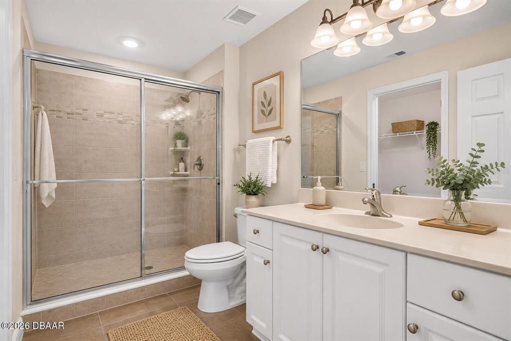 For Sale: $310,000 (3 beds, 2 baths, 1664 Square Feet)