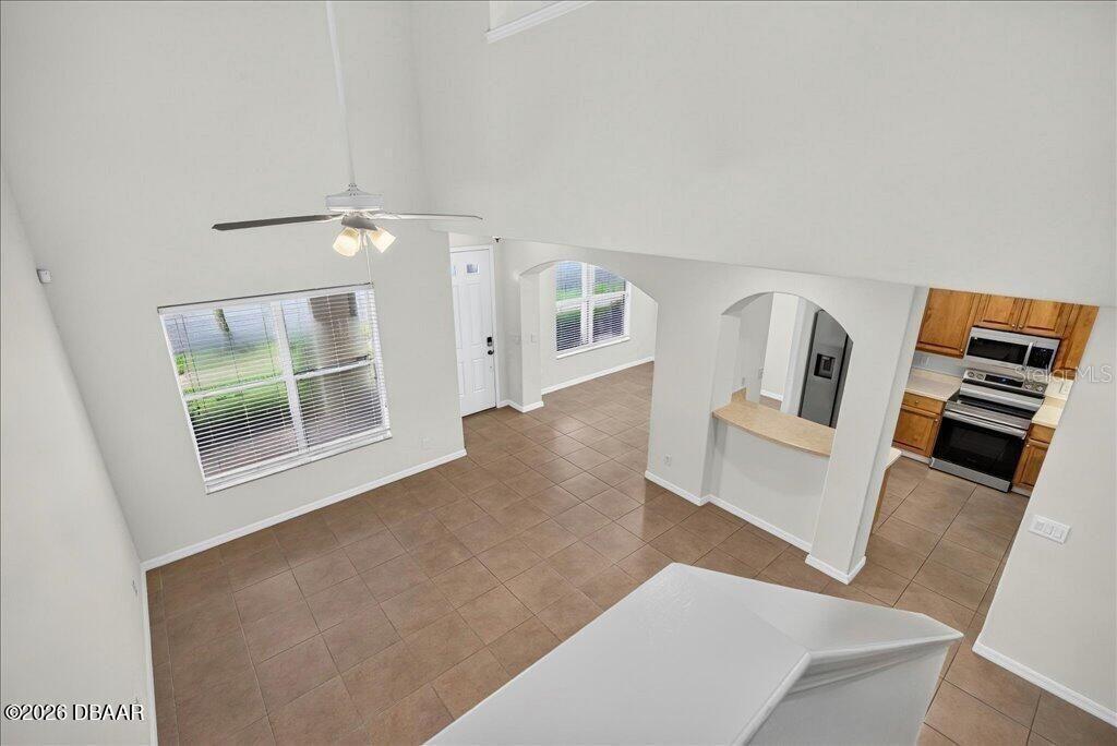 For Sale: $310,000 (3 beds, 2 baths, 1664 Square Feet)