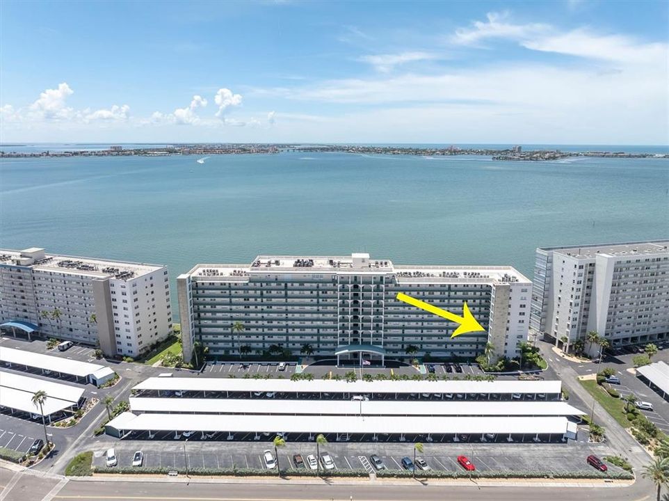 En Venta: $649,000 (2 camas, 2 baños, 2210 Pies cuadrados)