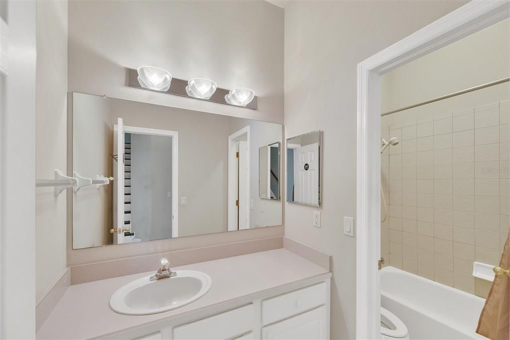 For Sale: $570,000 (4 beds, 3 baths, 3001 Square Feet)