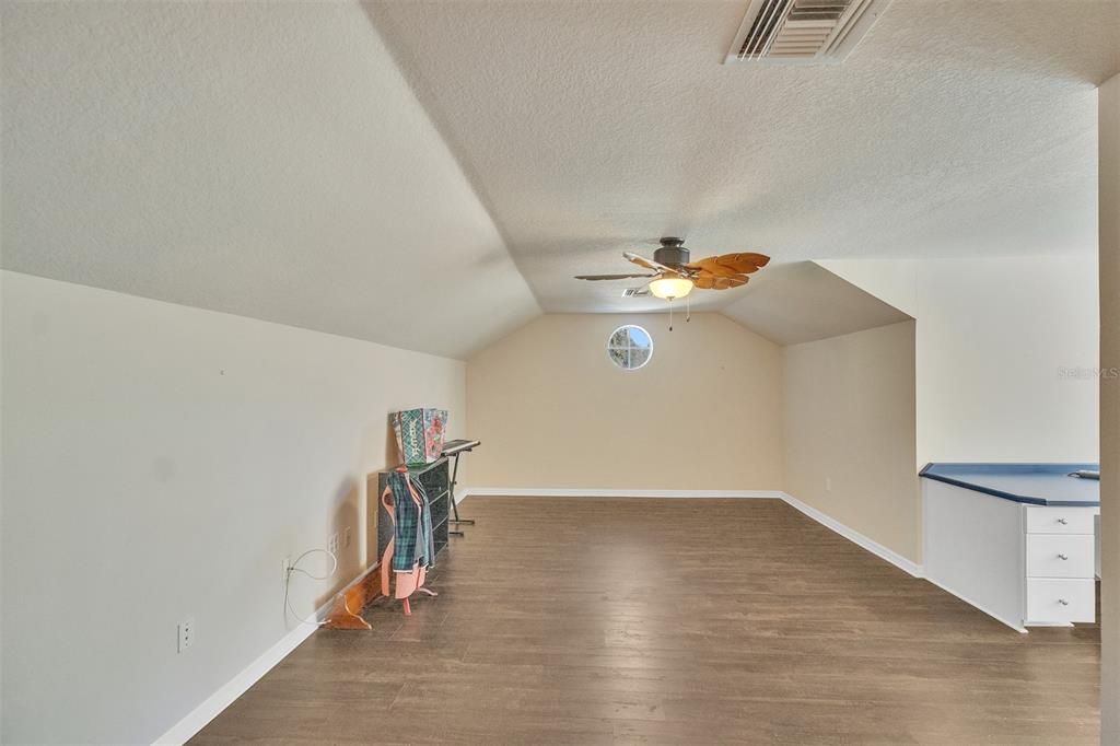 For Sale: $570,000 (4 beds, 3 baths, 3001 Square Feet)