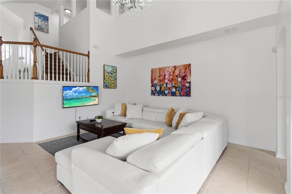 For Sale: $635,000 (6 beds, 3 baths, 2434 Square Feet)