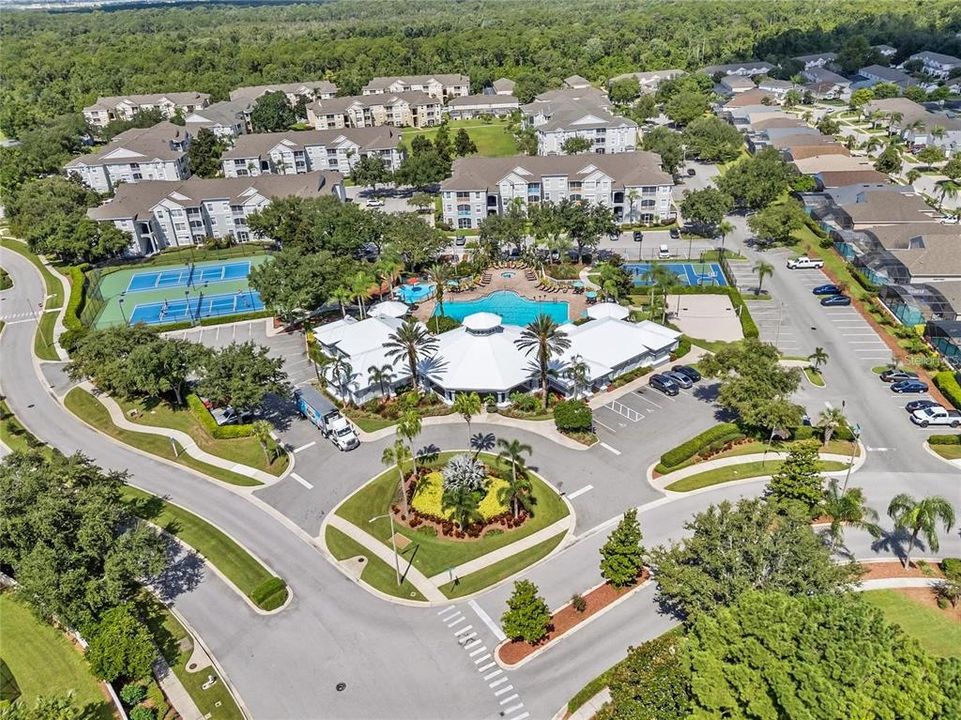 For Sale: $635,000 (6 beds, 3 baths, 2434 Square Feet)