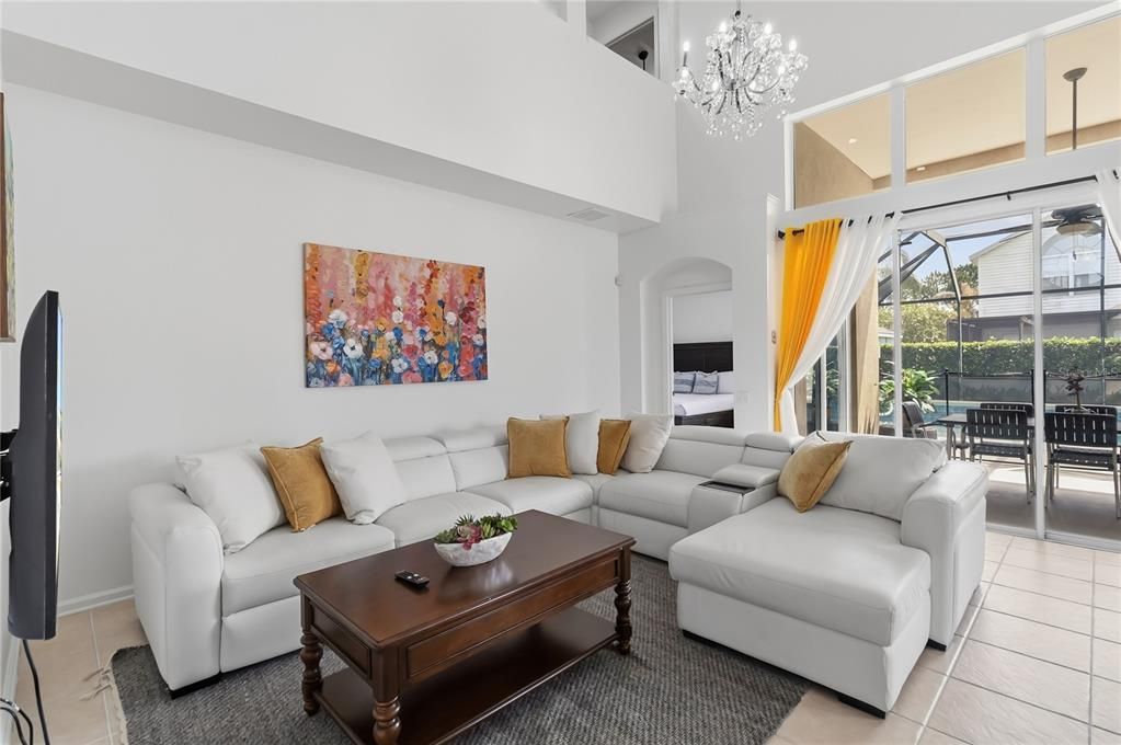 For Sale: $635,000 (6 beds, 3 baths, 2434 Square Feet)