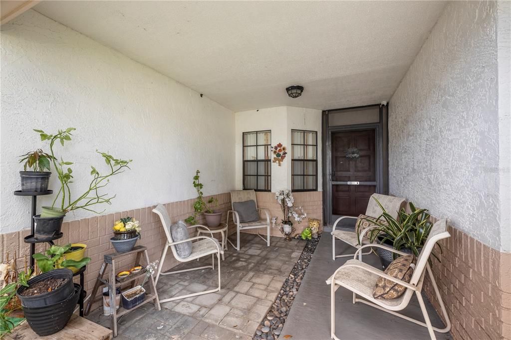 En Venta: $335,000 (4 camas, 2 baños, 1591 Pies cuadrados)