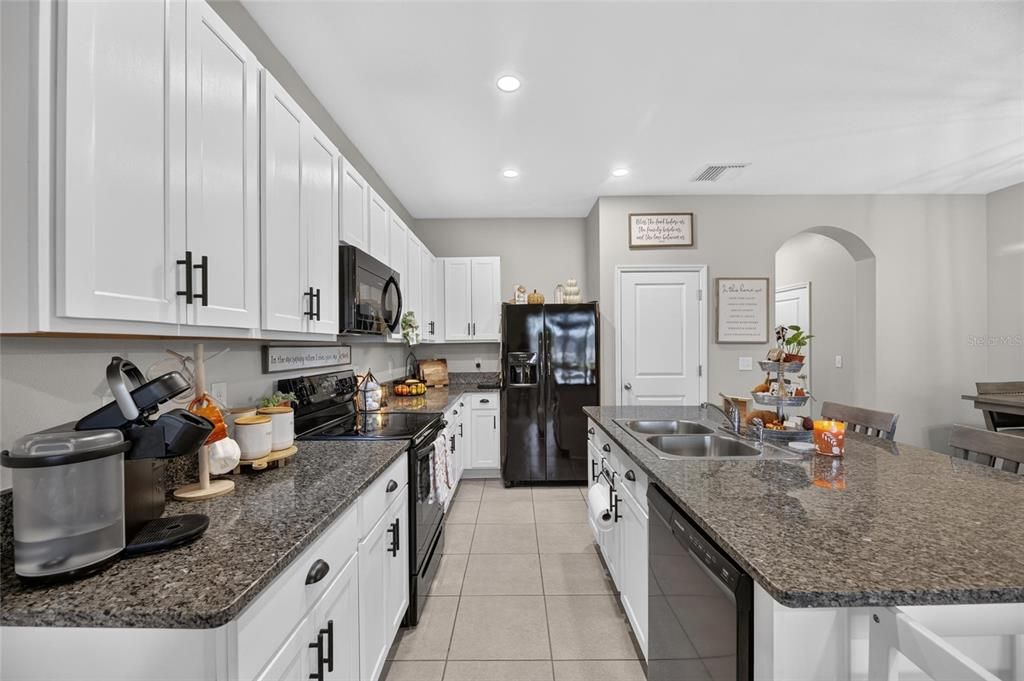 En Venta: $265,000 (3 camas, 2 baños, 1707 Pies cuadrados)