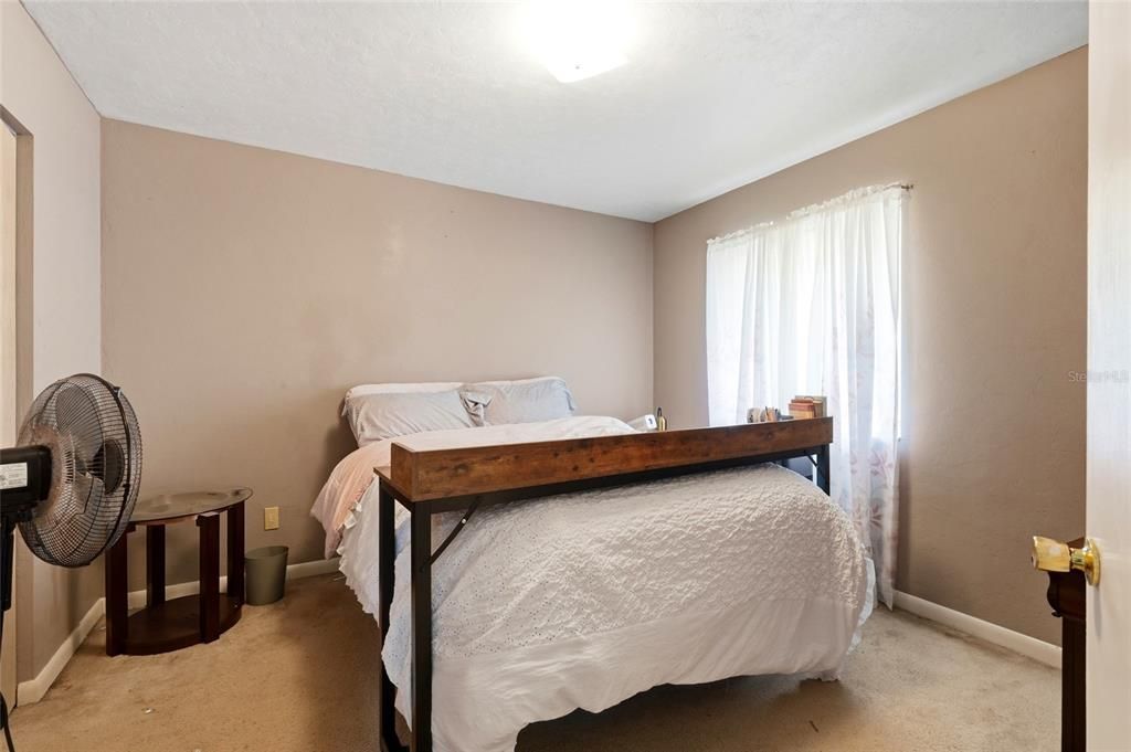 For Sale: $225,000 (3 beds, 1 baths, 1022 Square Feet)
