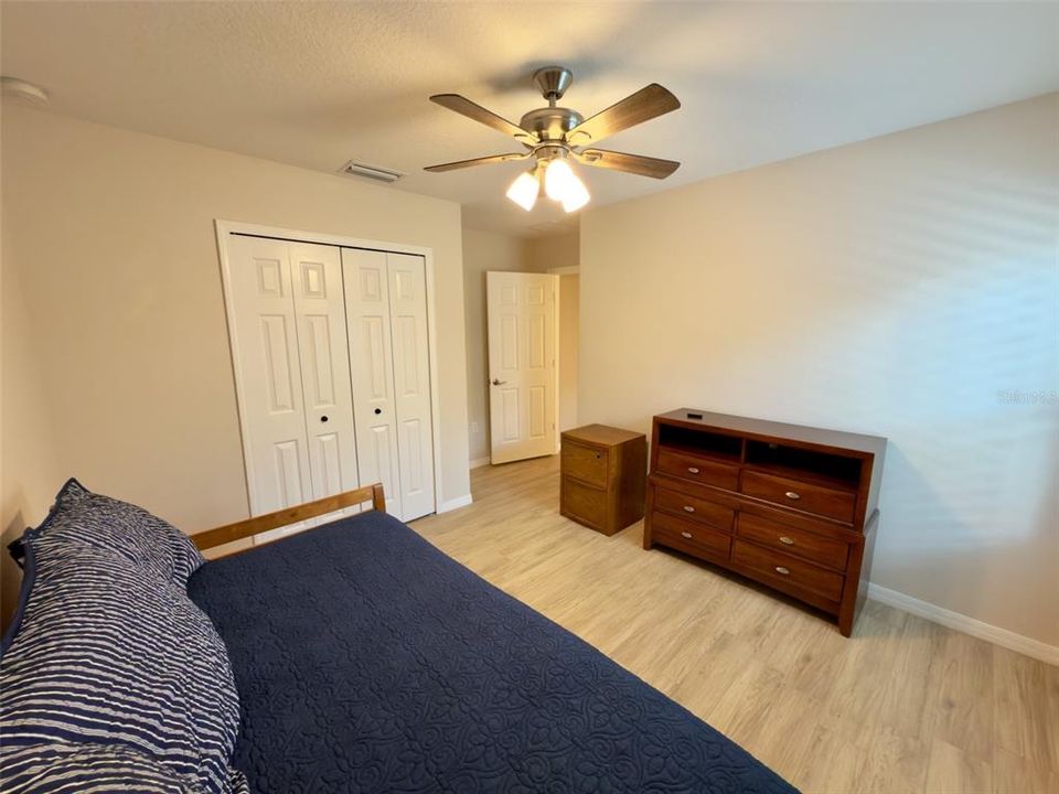 For Sale: $255,000 (3 beds, 2 baths, 1300 Square Feet)