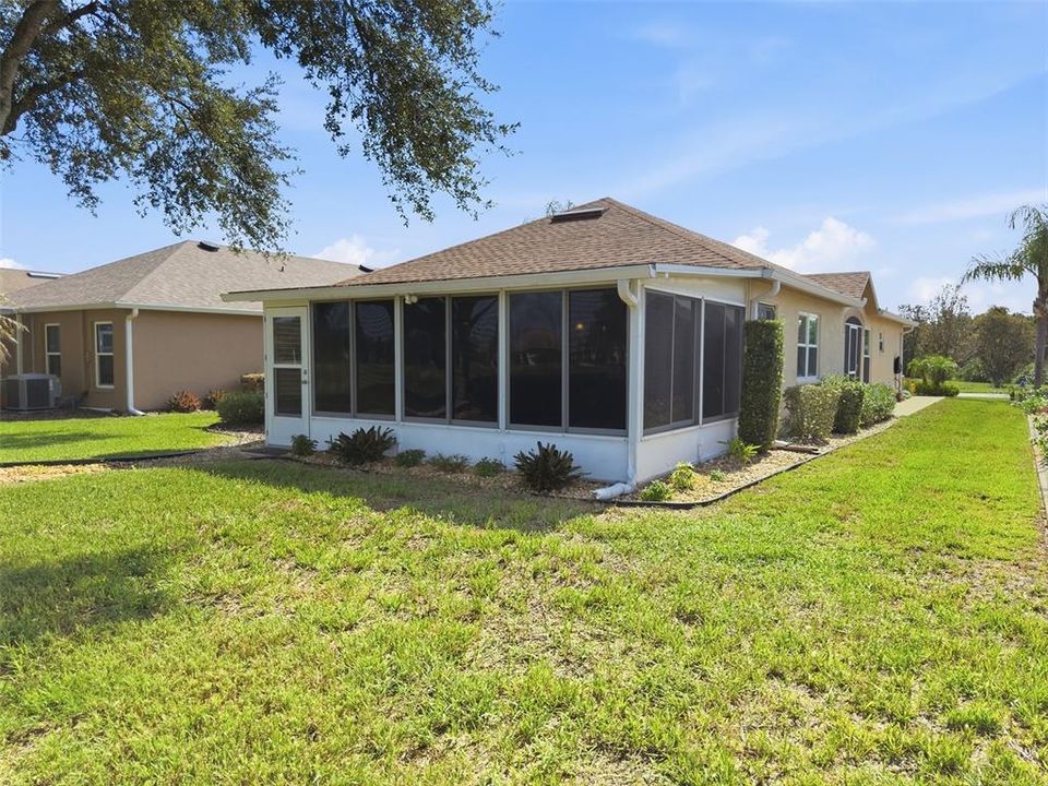 For Sale: $255,000 (3 beds, 2 baths, 1300 Square Feet)