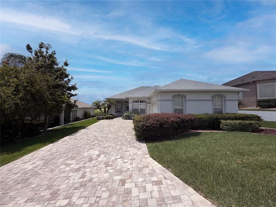 For Sale: $355,000 (2 beds, 2 baths, 1630 Square Feet)