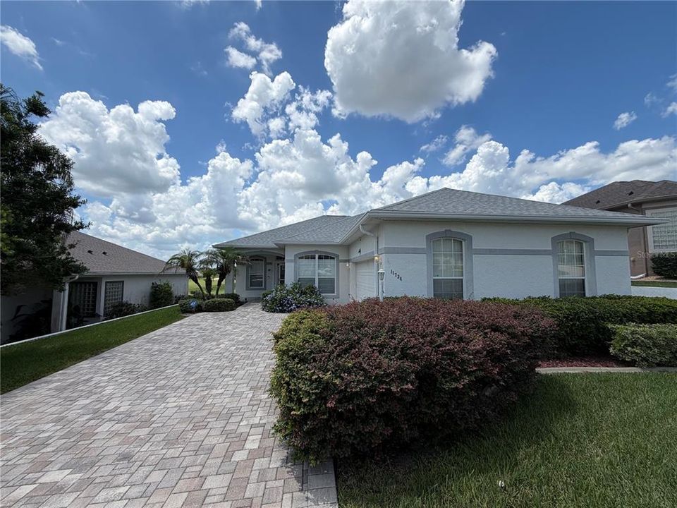 For Sale: $355,000 (2 beds, 2 baths, 1630 Square Feet)