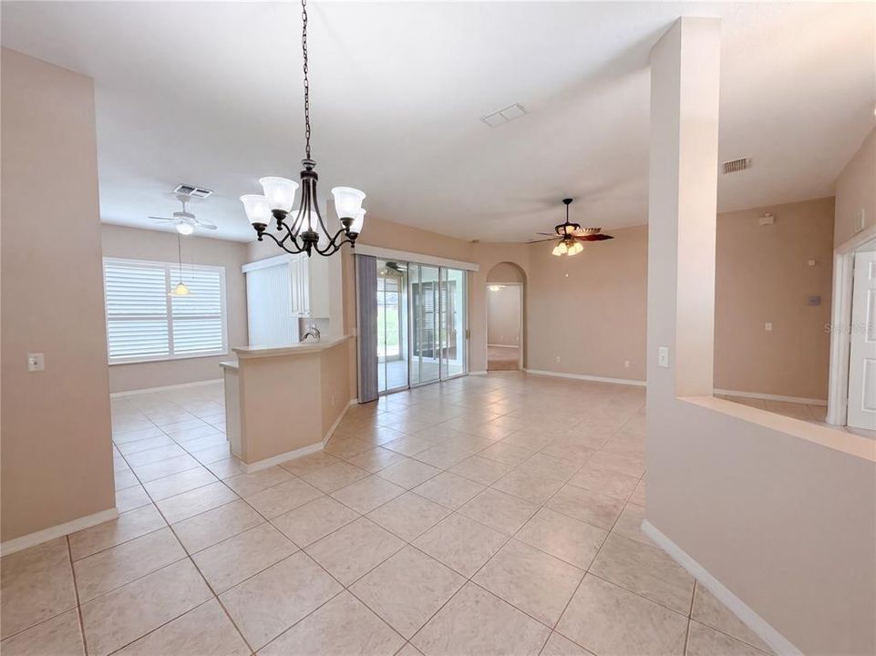 For Sale: $355,000 (2 beds, 2 baths, 1630 Square Feet)