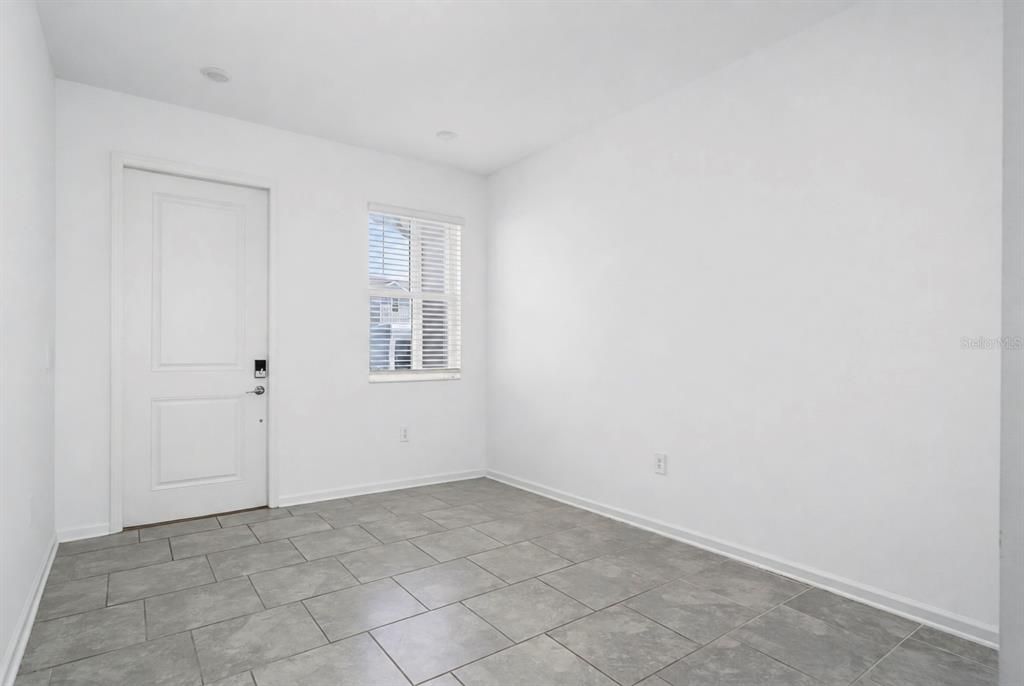 For Sale: $330,000 (3 beds, 2 baths, 1797 Square Feet)