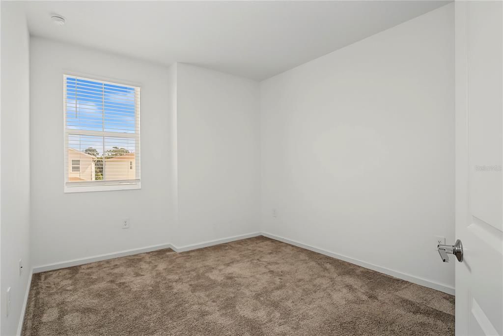 For Sale: $330,000 (3 beds, 2 baths, 1797 Square Feet)