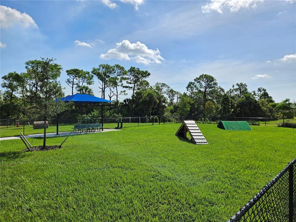 For Rent: $1,800 (2 beds, 2 baths, 1124 Square Feet)