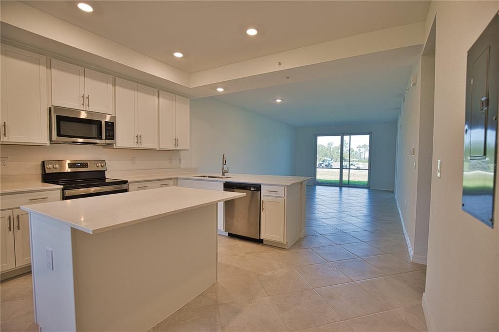 For Rent: $1,800 (2 beds, 2 baths, 1124 Square Feet)
