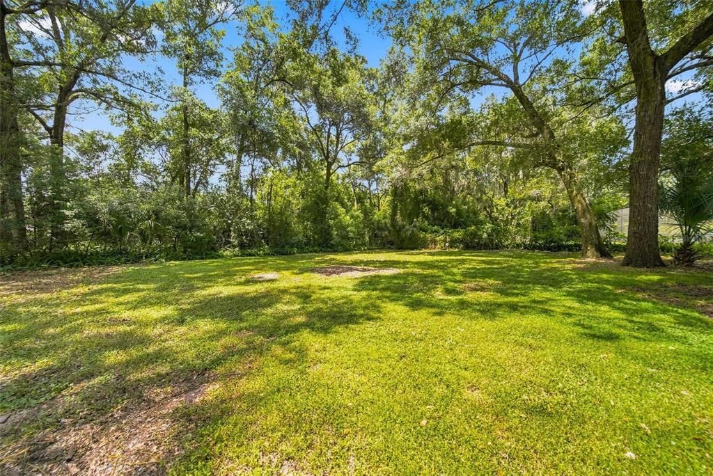 For Sale: $289,900 (3 beds, 2 baths, 1275 Square Feet)
