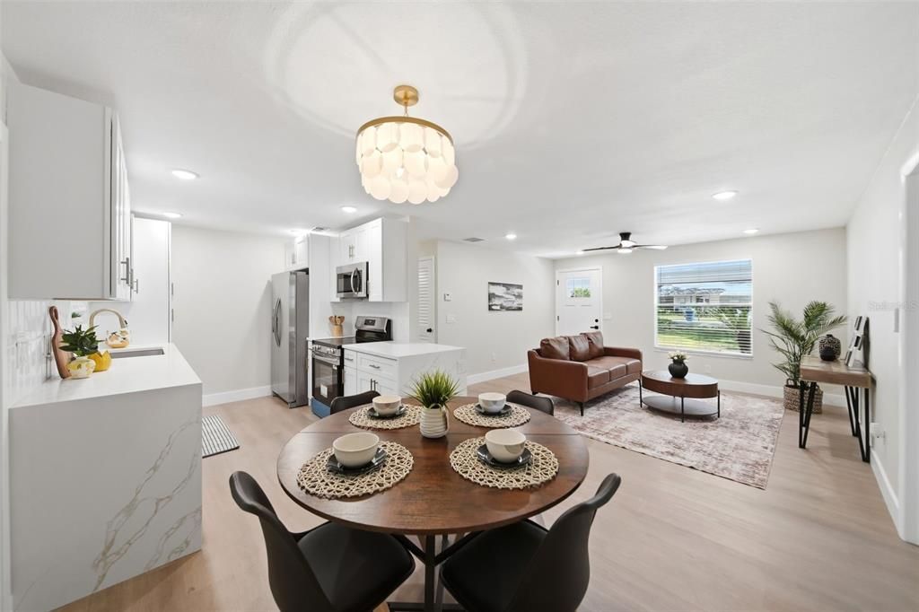 For Sale: $289,900 (3 beds, 2 baths, 1275 Square Feet)