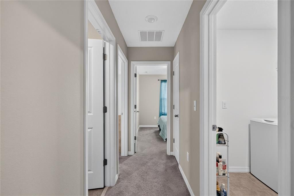 For Sale: $325,000 (4 beds, 2 baths, 1914 Square Feet)