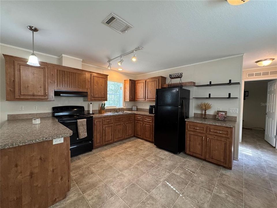 En Venta: $255,000 (3 camas, 2 baños, 1088 Pies cuadrados)