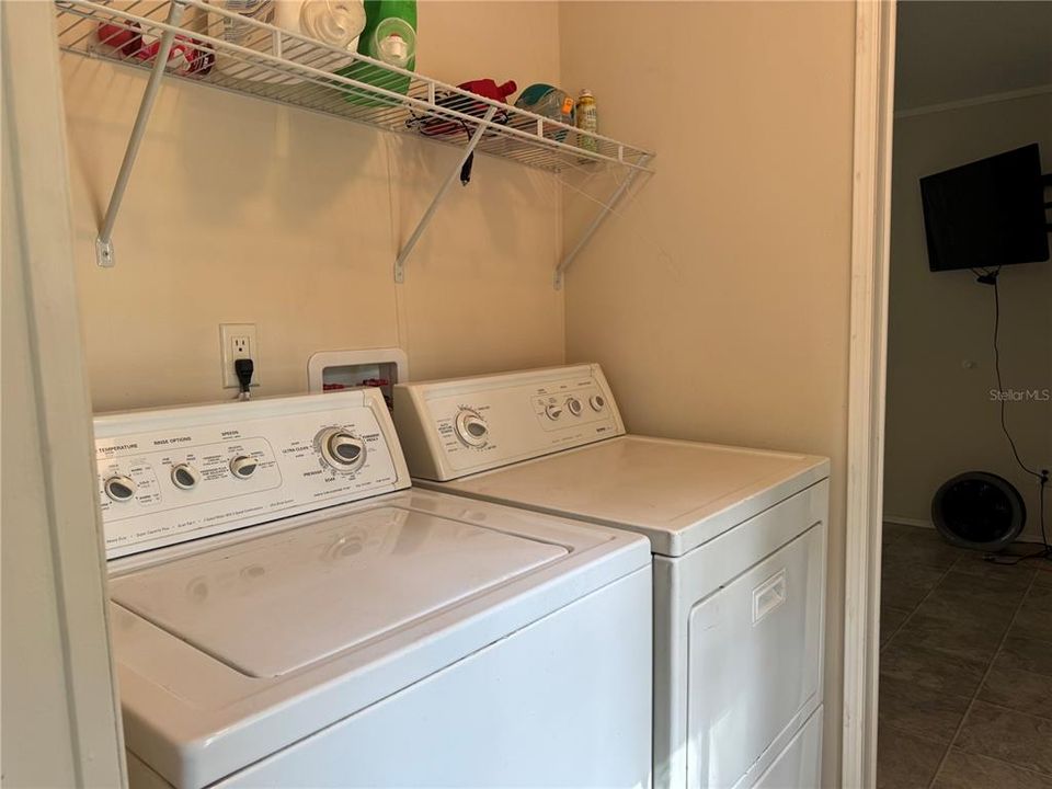 En Venta: $255,000 (3 camas, 2 baños, 1088 Pies cuadrados)