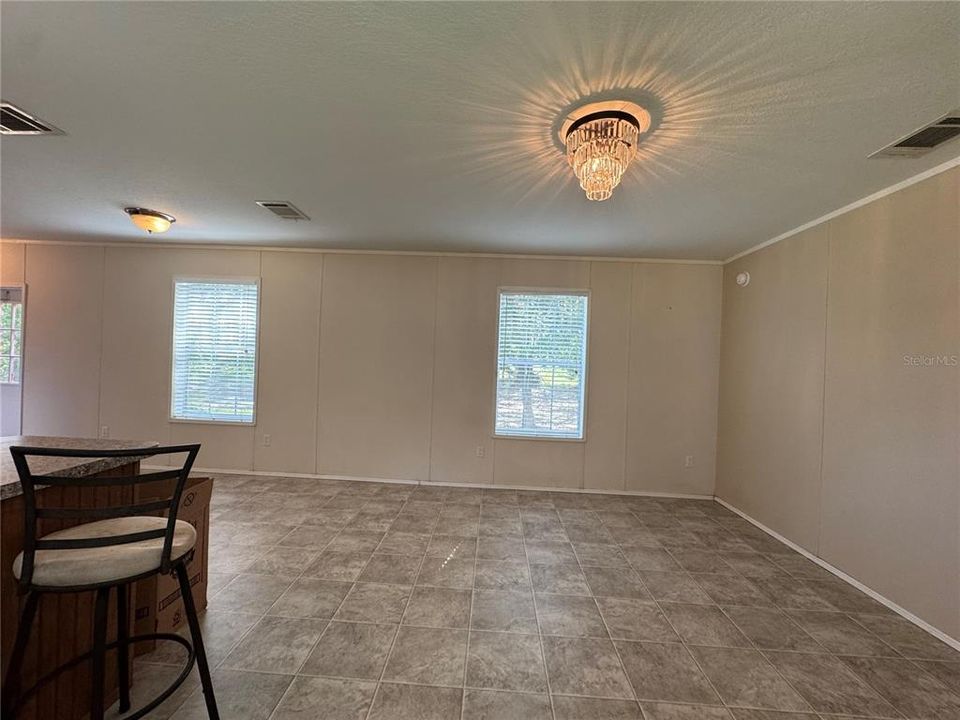 En Venta: $255,000 (3 camas, 2 baños, 1088 Pies cuadrados)