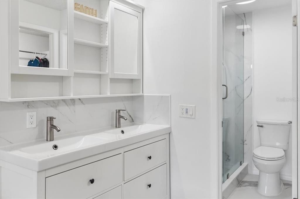 В аренду: $3,800 (3 спален, 2 ванн, 1550 Квадратных фут)
