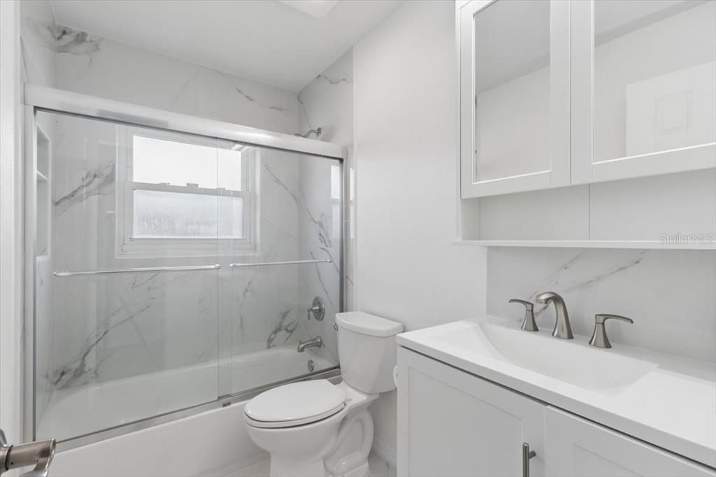 В аренду: $3,800 (3 спален, 2 ванн, 1550 Квадратных фут)