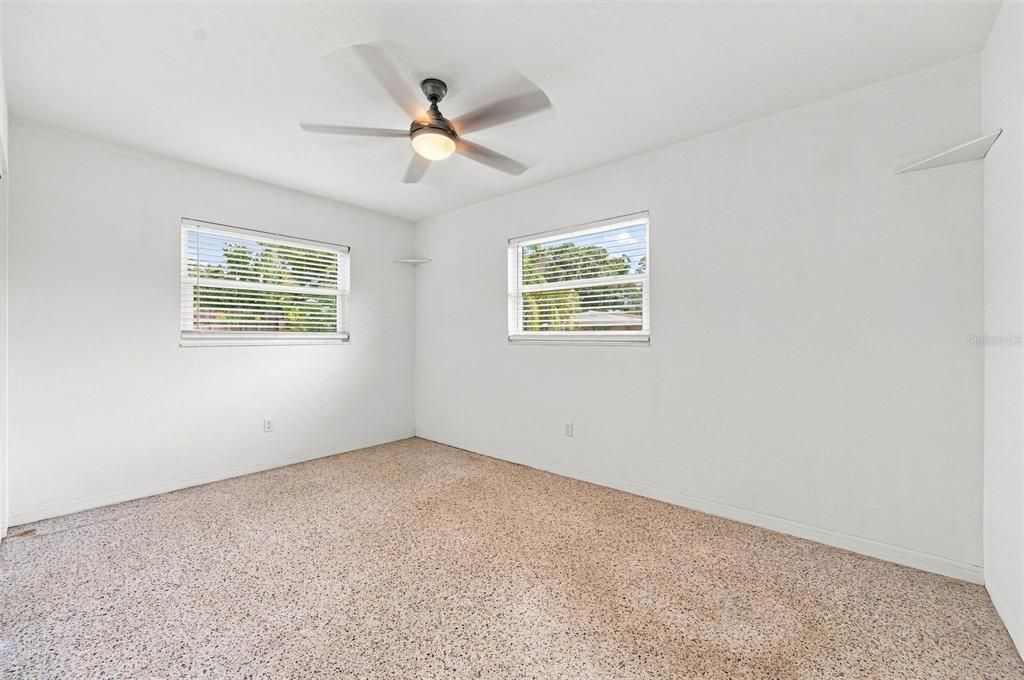 For Sale: $330,000 (3 beds, 2 baths, 1346 Square Feet)