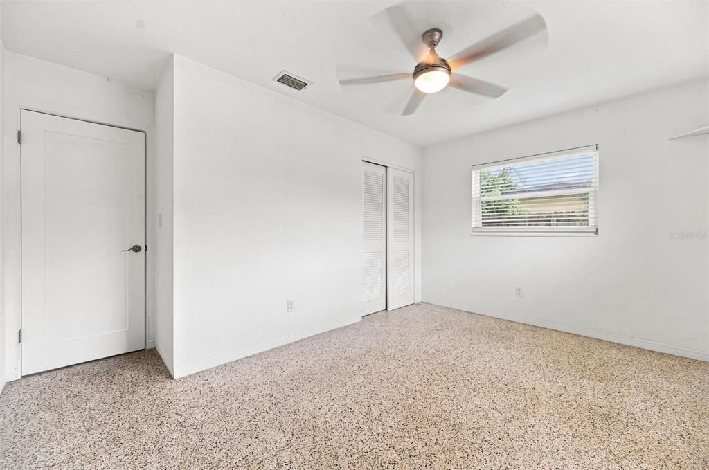 For Sale: $330,000 (3 beds, 2 baths, 1346 Square Feet)