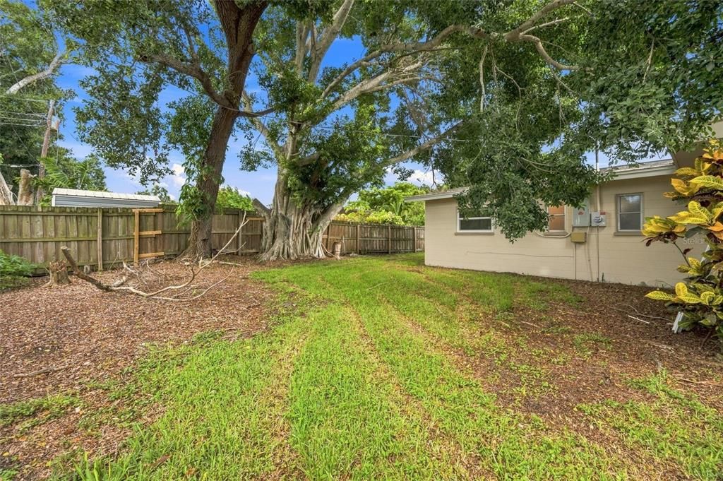 For Sale: $330,000 (3 beds, 2 baths, 1346 Square Feet)