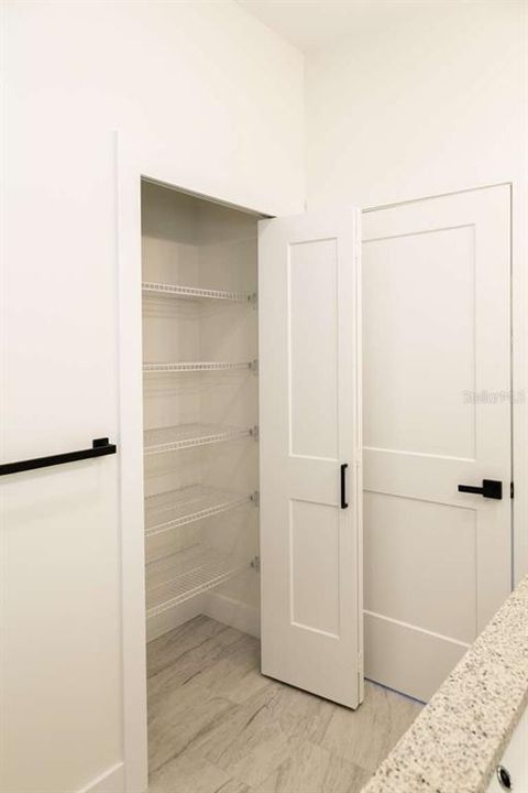 For Sale: $329,000 (3 beds, 2 baths, 1556 Square Feet)