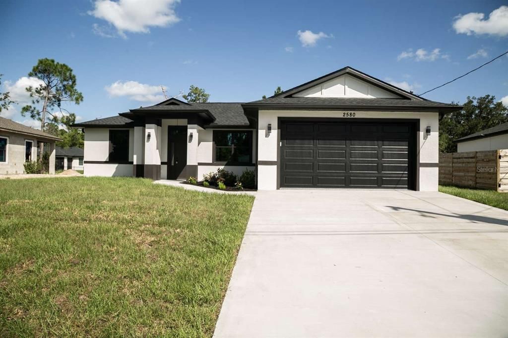 For Sale: $329,000 (3 beds, 2 baths, 1556 Square Feet)