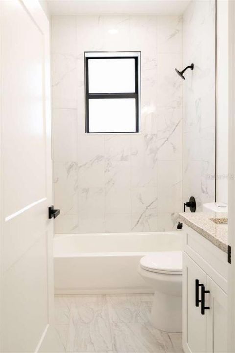 For Sale: $329,000 (3 beds, 2 baths, 1556 Square Feet)