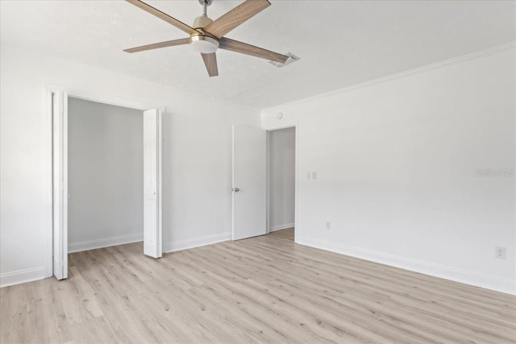 For Sale: $450,000 (3 beds, 2 baths, 2338 Square Feet)