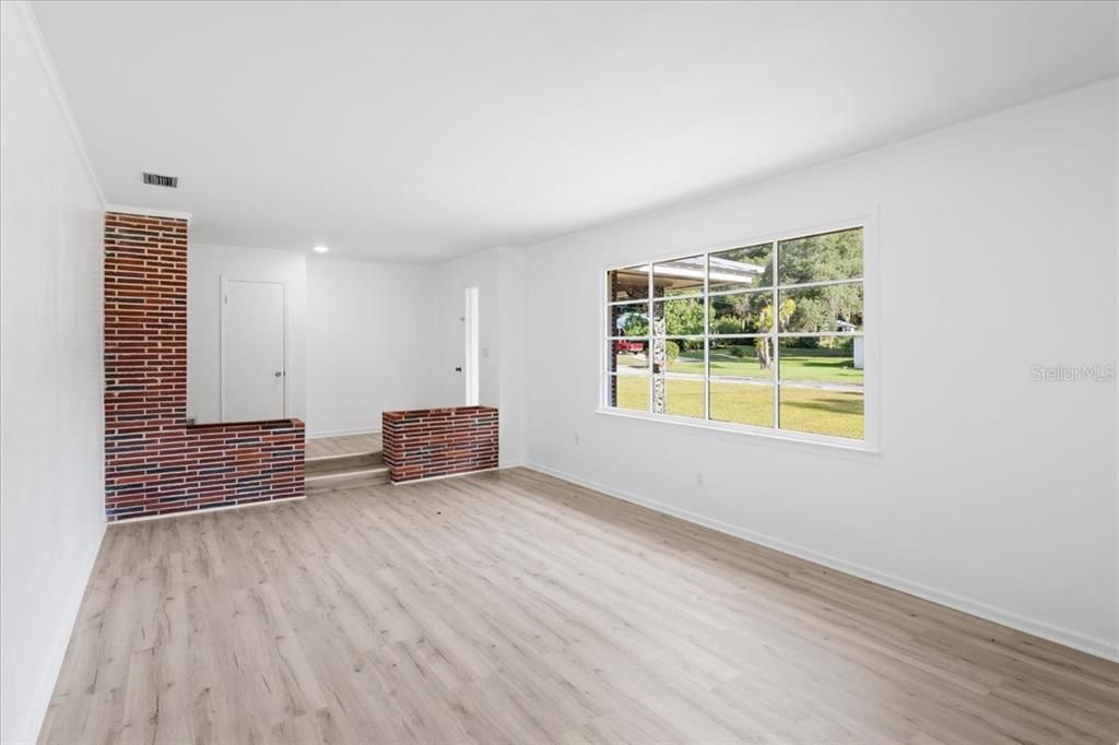 For Sale: $450,000 (3 beds, 2 baths, 2338 Square Feet)
