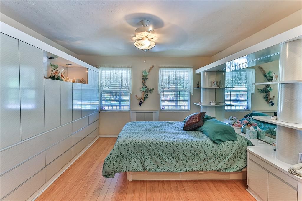 En Venta: $325,000 (3 camas, 2 baños, 1508 Pies cuadrados)