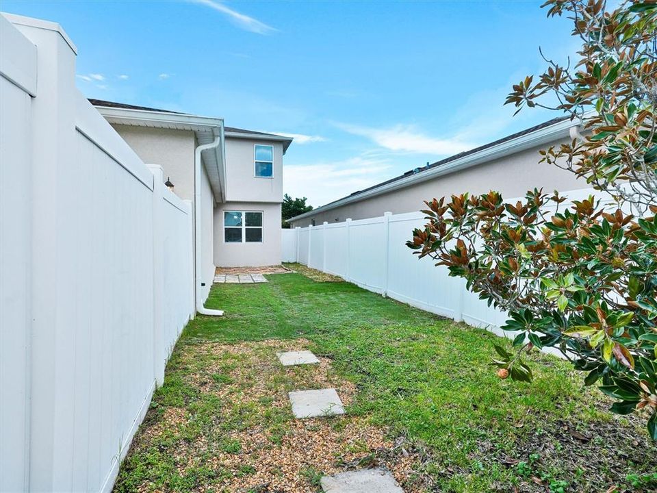 En Venta: $558,000 (3 camas, 2 baños, 2488 Pies cuadrados)