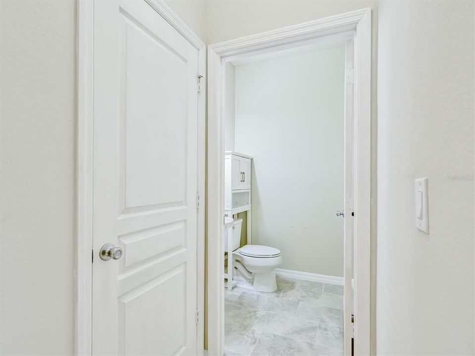 En Venta: $558,000 (3 camas, 2 baños, 2488 Pies cuadrados)