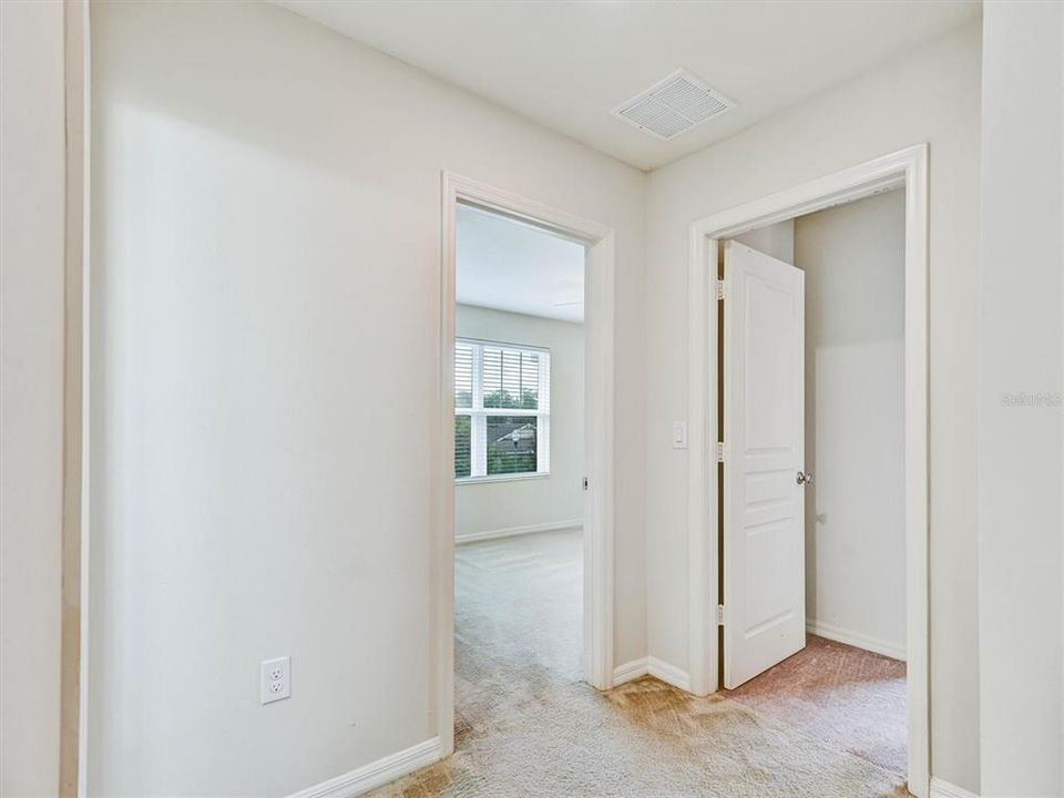 En Venta: $558,000 (3 camas, 2 baños, 2488 Pies cuadrados)