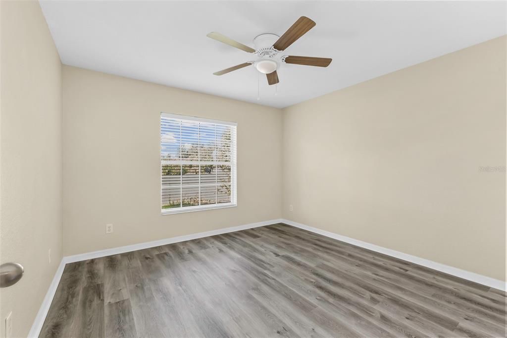 For Sale: $339,000 (3 beds, 2 baths, 1639 Square Feet)
