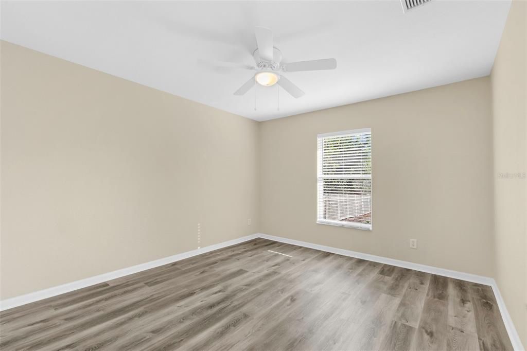 For Sale: $339,000 (3 beds, 2 baths, 1639 Square Feet)