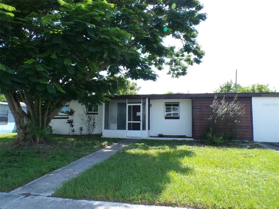 For Sale: $117,000 (3 beds, 2 baths, 1188 Square Feet)
