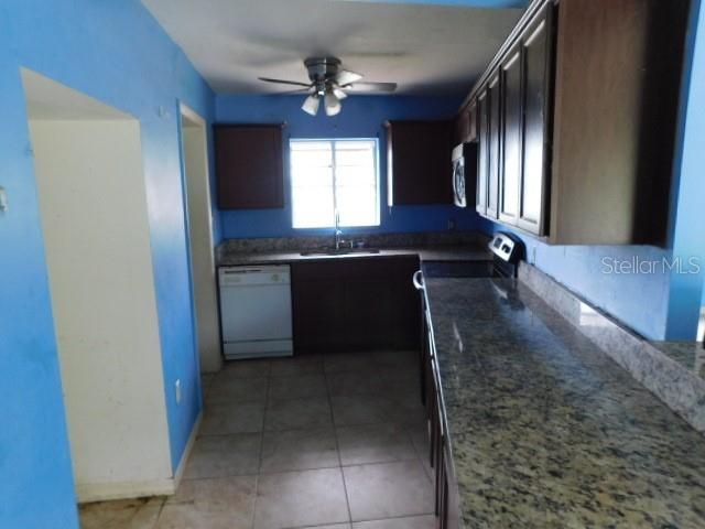 For Sale: $117,000 (3 beds, 2 baths, 1188 Square Feet)