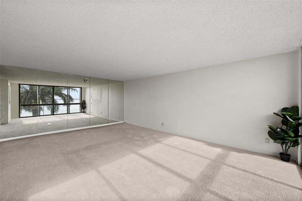 В аренду: $3,995 (2 спален, 2 ванн, 1702 Квадратных фут)