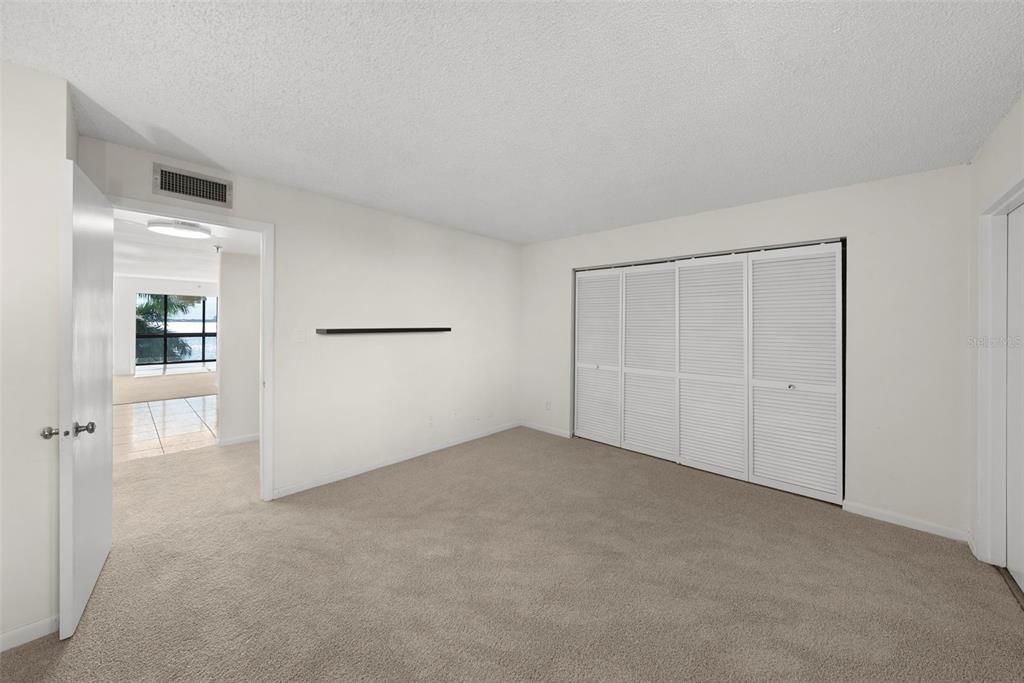 В аренду: $3,995 (2 спален, 2 ванн, 1702 Квадратных фут)