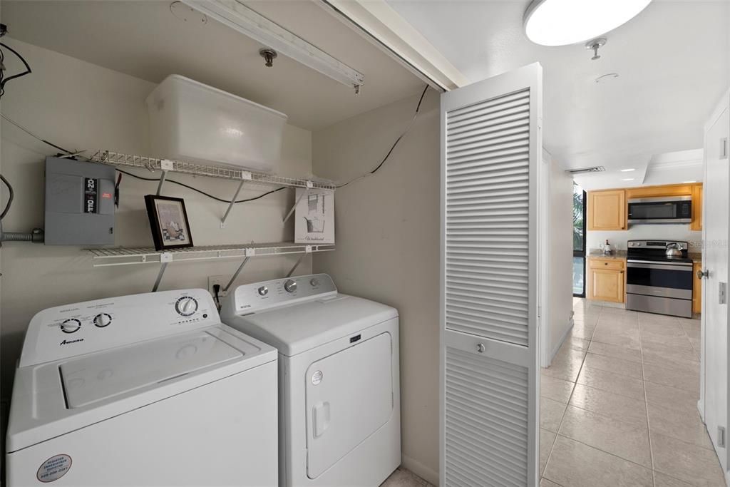 В аренду: $3,995 (2 спален, 2 ванн, 1702 Квадратных фут)