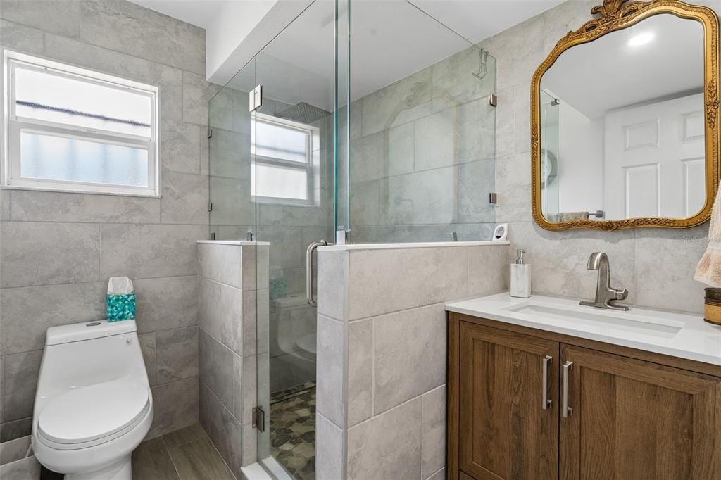 For Sale: $260,000 (2 beds, 2 baths, 1224 Square Feet)